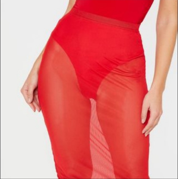 Pretty little thing - Picture 2 of 5